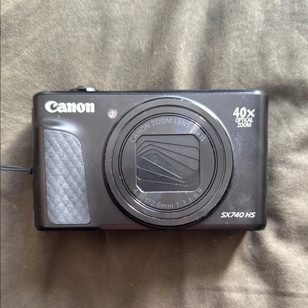 Canon SX740 HS Black Digital Camera